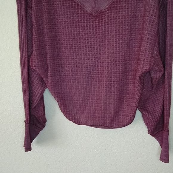 we the Free south side thermal long sleeve tee - Picture 4 of 6